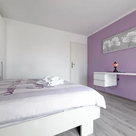 شقة Rossa City Deluxe Apartman *